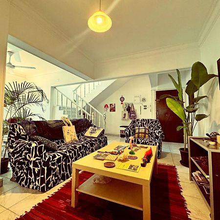 Large Room With Its Own Balcony 开罗 外观 照片